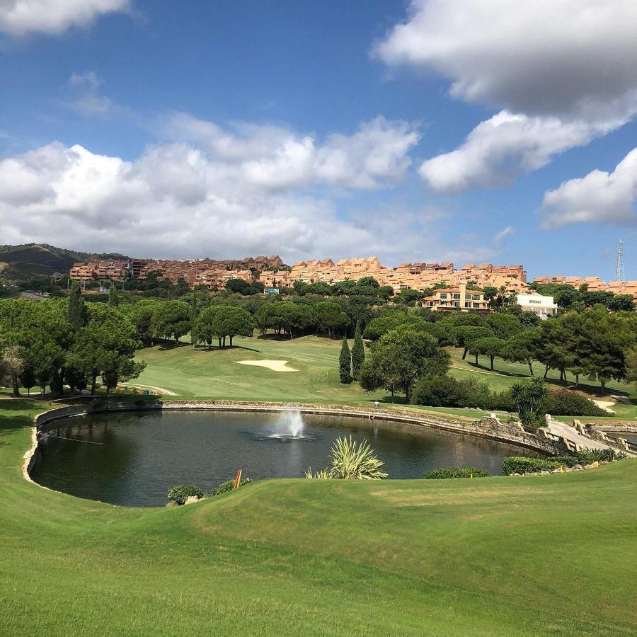 Ample Luxury Apart Fancy Marbella Golf & Padel ภายนอก รูปภาพ