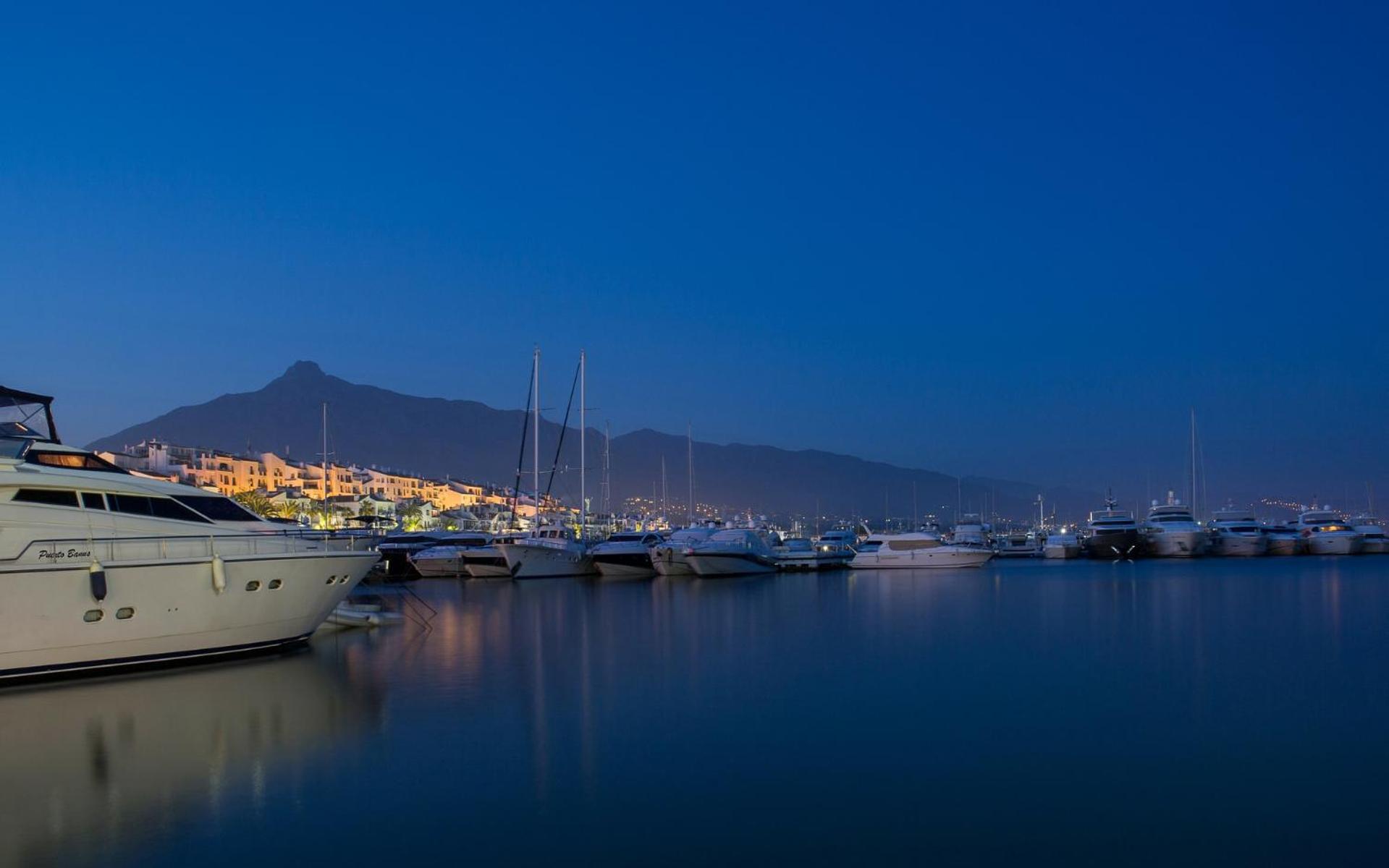 Ample Luxury Apart Fancy Marbella Golf & Padel ภายนอก รูปภาพ