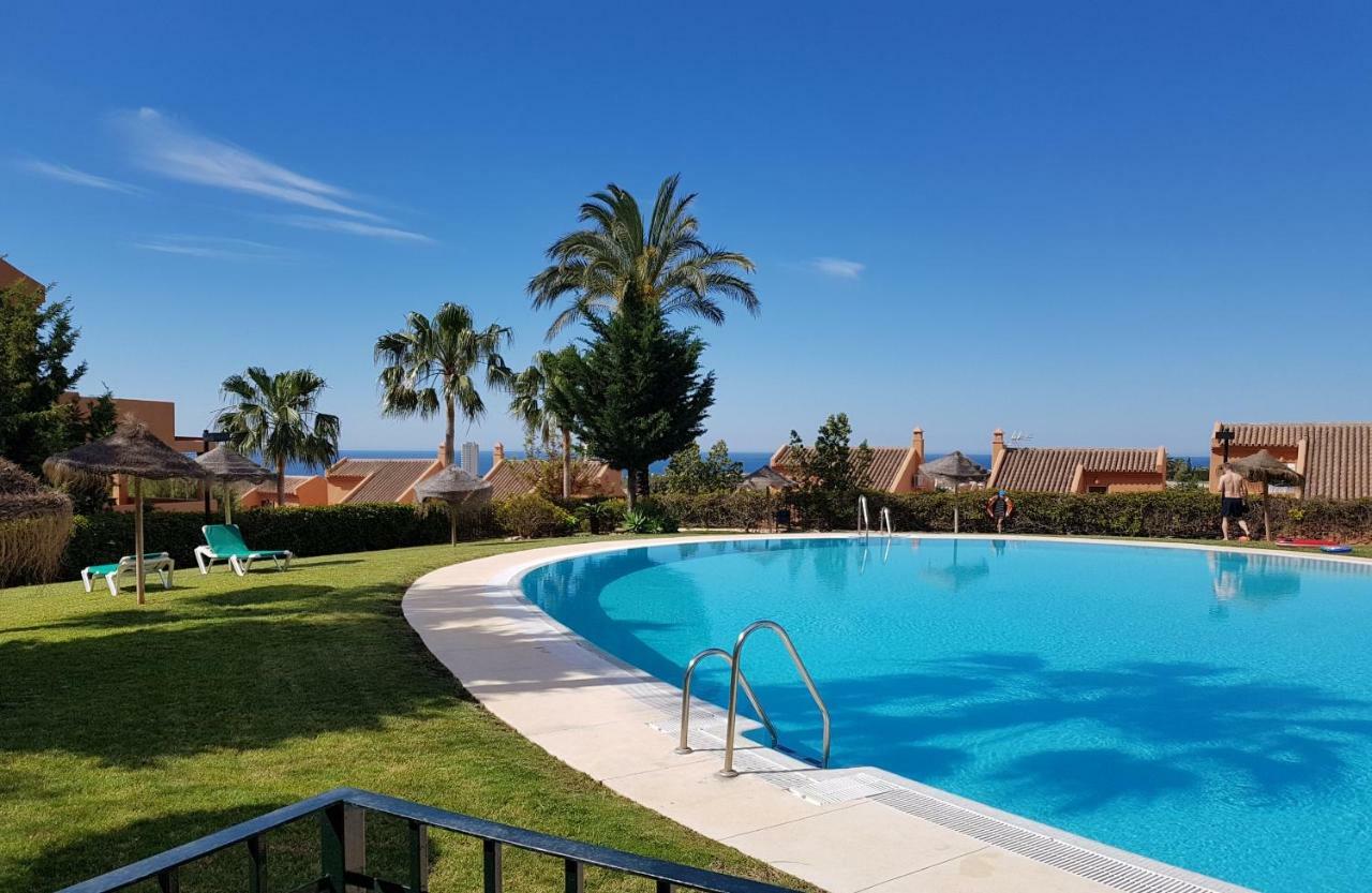 Ample Luxury Apart Fancy Marbella Golf & Padel ภายนอก รูปภาพ