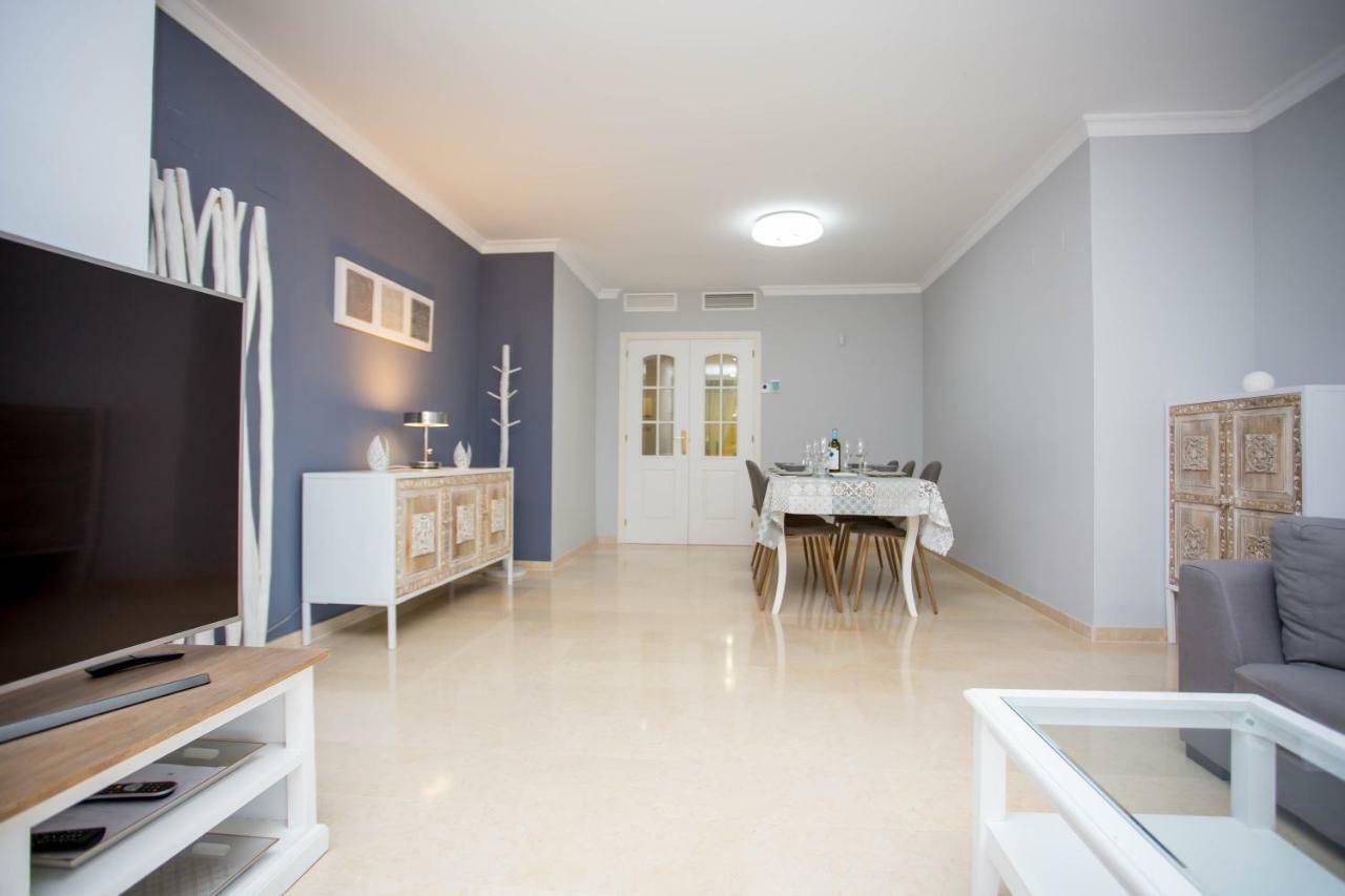 Ample Luxury Apart Fancy Marbella Golf & Padel ภายนอก รูปภาพ