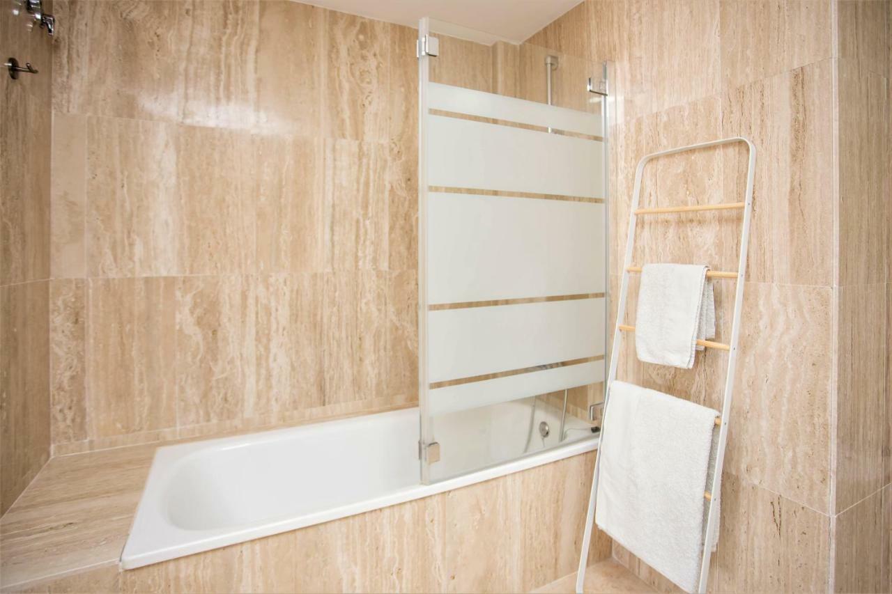 Ample Luxury Apart Fancy Marbella Golf & Padel ภายนอก รูปภาพ