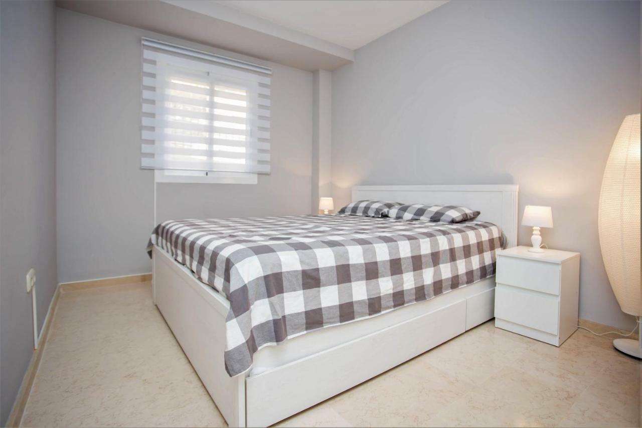 Ample Luxury Apart Fancy Marbella Golf & Padel ภายนอก รูปภาพ