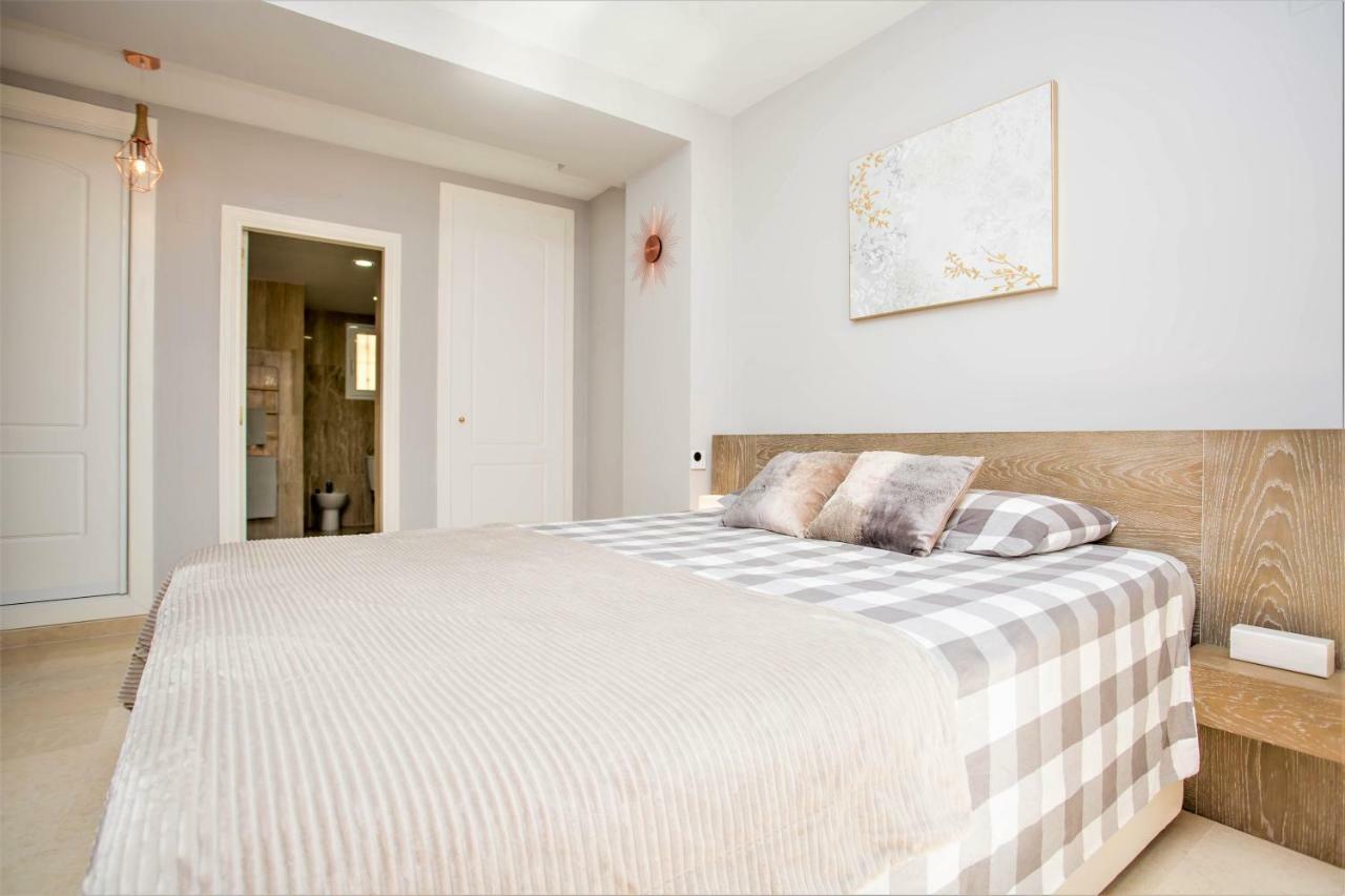 Ample Luxury Apart Fancy Marbella Golf & Padel ภายนอก รูปภาพ